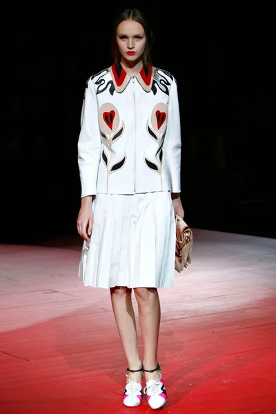 Look 21